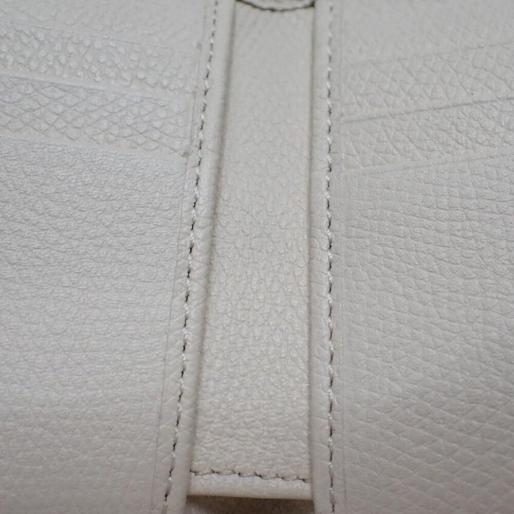 Valentino V Logo Signature Unisex Wallet - Picture 10 of 11